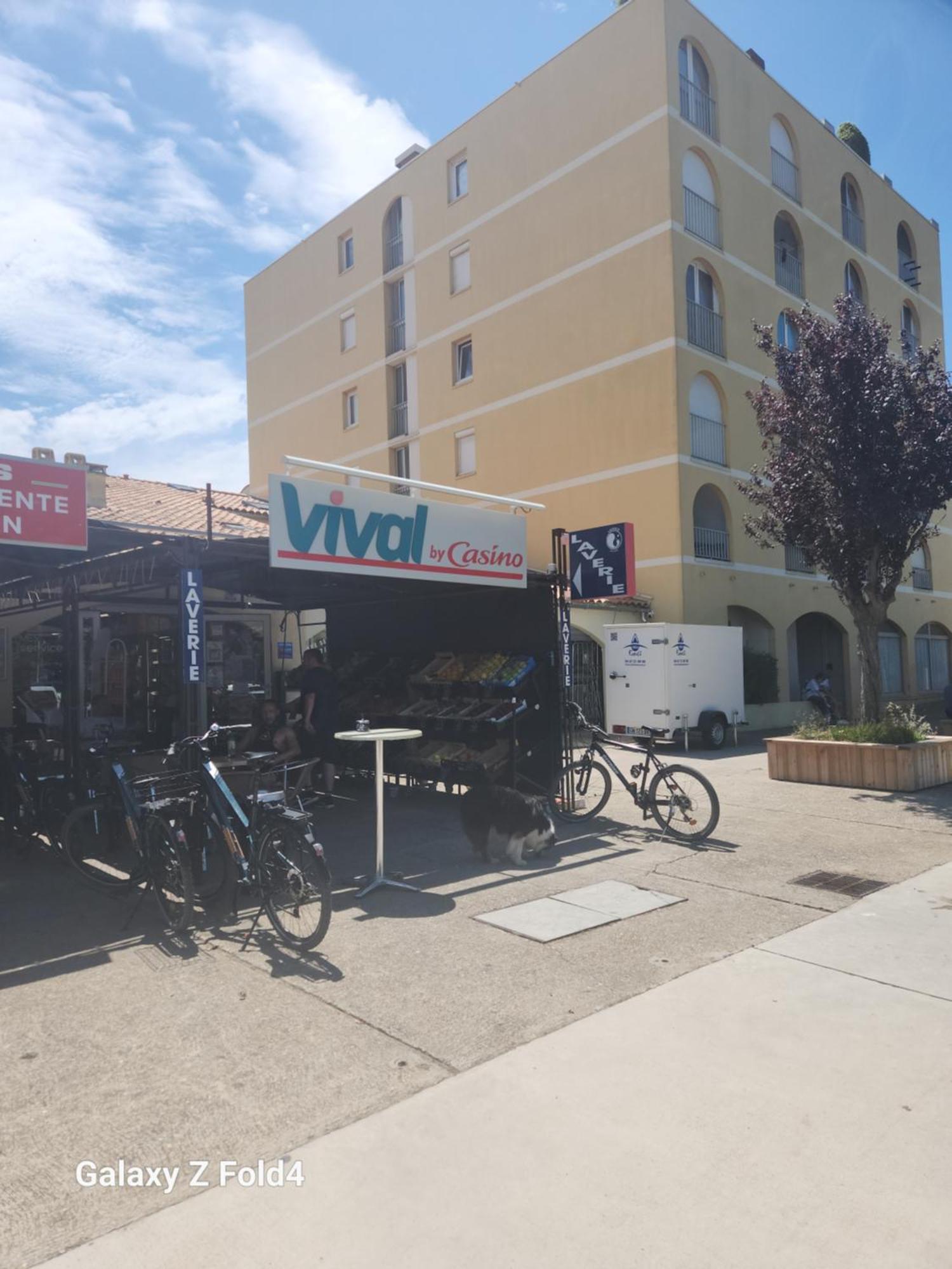Grand Studio Cabine Proche Plage Et Port Gruissan Ngoại thất bức ảnh